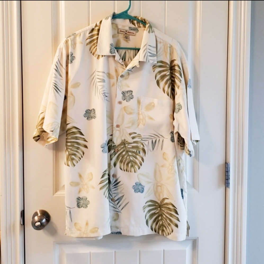 Tommy Bahama | Classic Hawaiian Print Silk Shirt